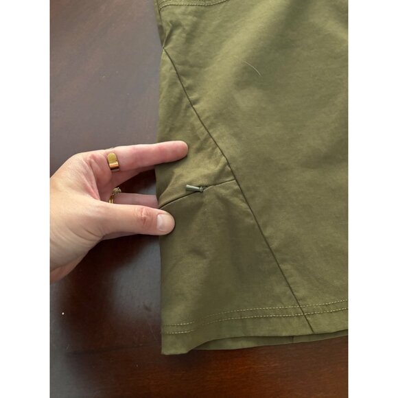 Athleta Take a Hike Casual Travel Skirt Faux Skort in Green Size 8 - Picture 11 of 11